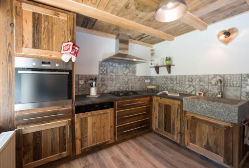 Cuisine-boisvieilli-saulxures-vosges-Atelierlapetitevosgienne-vannsonJ