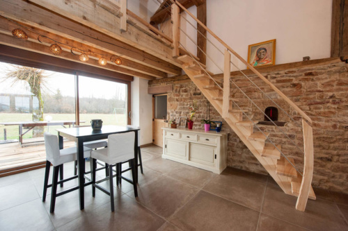 Intérieur-Escalier-bois-atelierlapetitevosgienne